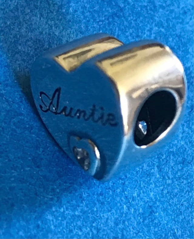 Genuine 925 silver Auntie charm for charm bracelet