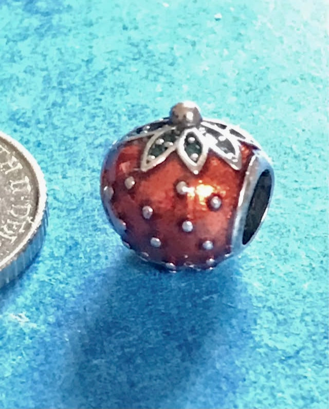925 Silver Strawberry charm for your charm bracelet