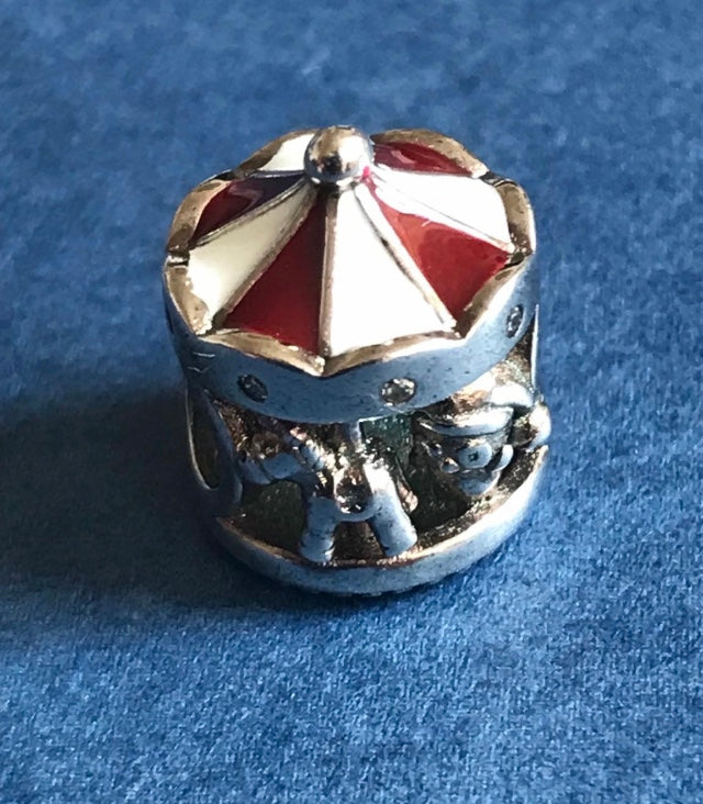 925 Silver roundabout charm that fits your charm bracelet Pandora