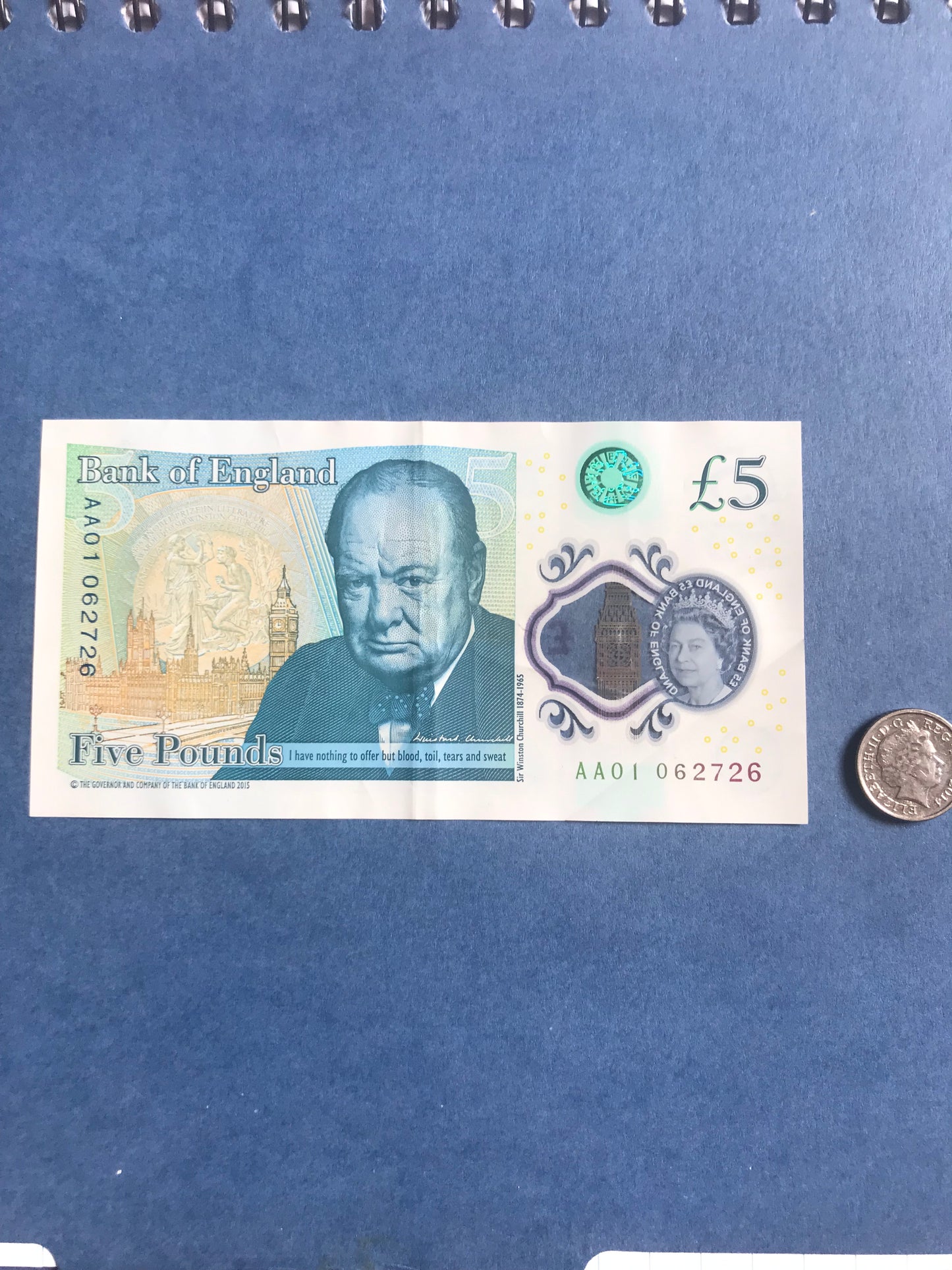 Genuine Queen Elizabeth very low serial number £5 note rare Collectable five pound note AA01 062726