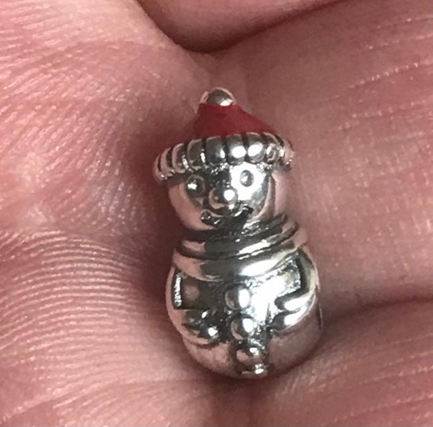 High Quality Snowman Charm Hallmarked S925 Sterling Silver comes in a cute velvet pouch FREE Postage fast dispatch Fits: Popular European Charm Bracelets Christmas