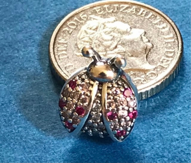 Genuine 925 Silver Ladybird Ladybug charm for your bracelet comes in a cute velvet pouch