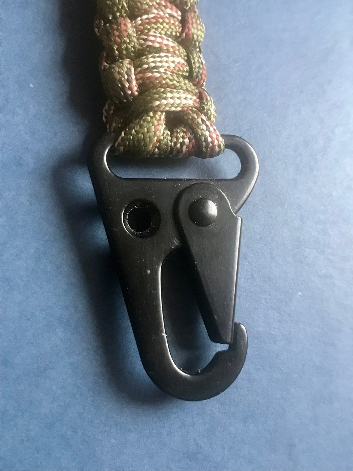 Para cord key chain with clip and key ring, military Army camouflage