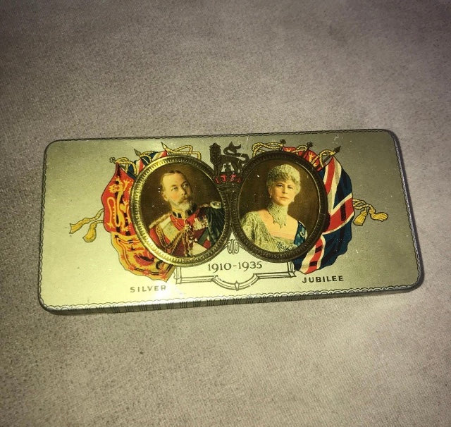1910-1935 Cadbury metal box