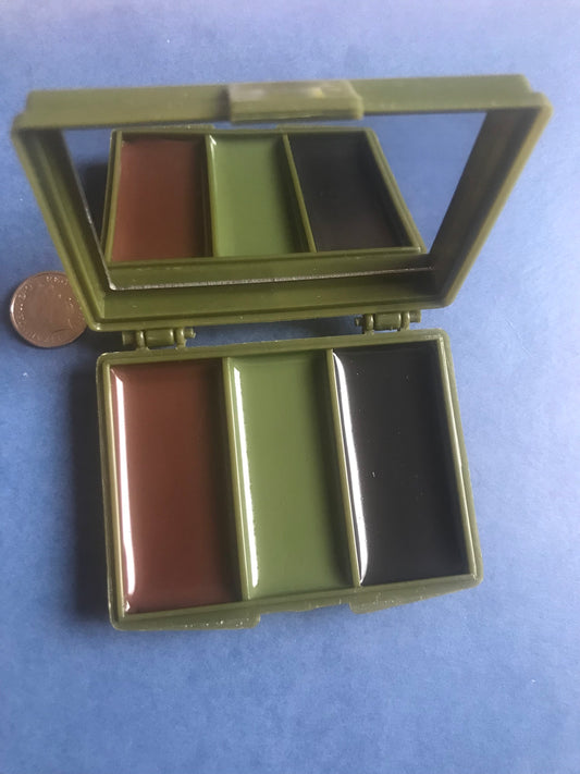 3 colour camouflage cream face paint with mirror army Three colours Hunting, Army or Marines