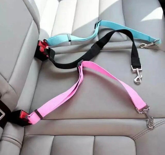 Dog or Pet Car Seat Belt Safety Protector Travel Pets Accessories Dog Leash Collar Breakaway Solid Car Harness Pet Car Seat Belts Free delivery available in pink or blue